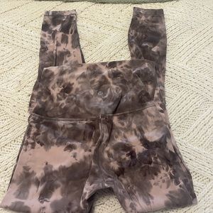 Lululemon size 8 align legging